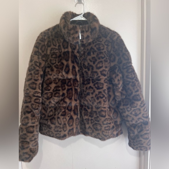 BearPaw Jackets & Blazers - BearPaw faux fur sheeta leopard print Jacket